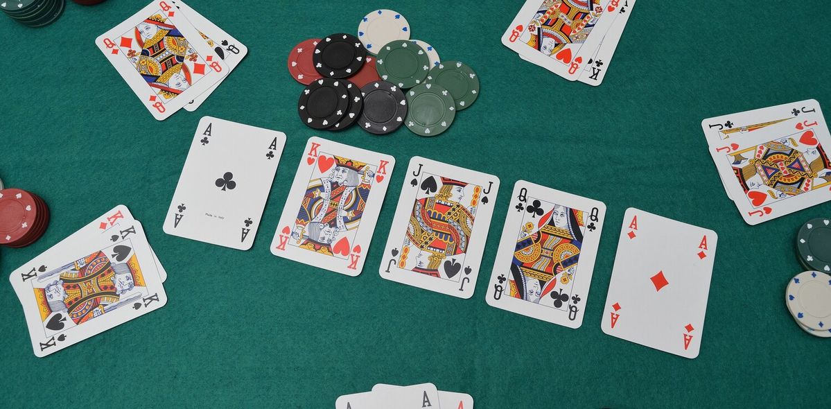 Cloudbet کیسینو میں پوکر گیمز